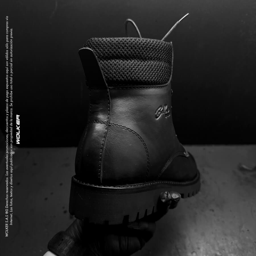 Botas Blaster en cuero, Diseño Belfort 100% en cuero genuino italiano, Suela armada, cordones encerados y caña media, Top Boots Wolker 100